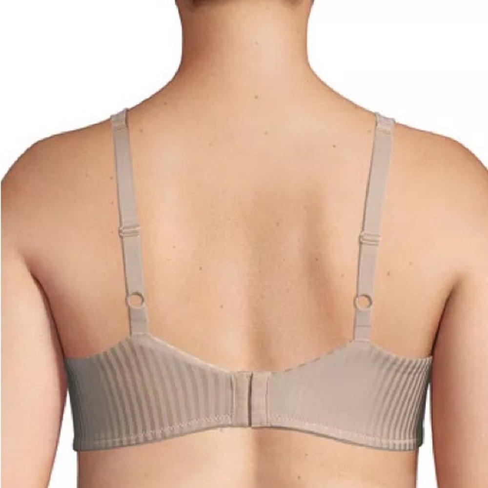 💥 SALE NWT Playtex Perfectly Smooth Bra Wireless in Black 4707 - Picture 4 of 4
